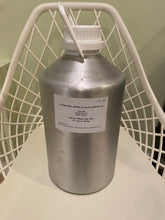 Load image into Gallery viewer, 4.8 Kg Frankincense sacra Essential Oil