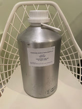 Load image into Gallery viewer, 5.2 Kg Frankincense sacra Essential Oil